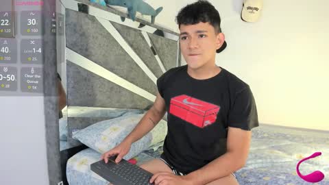 Snapshot of niall_falcon chatting on 11-30-25, 07:51 Niall online show from 11-30-25, 07:51