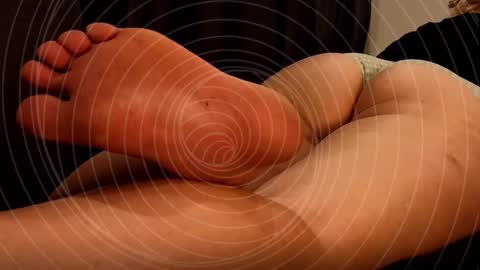 Kim online show from 04-17-26, 03:04