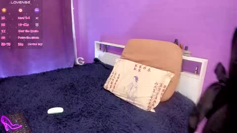 Snapshot of nicablueeyes chatting on 11-16-25, 10:10 Nica online show from 11-16-25, 10:10