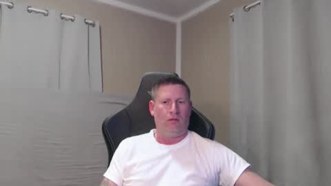 nice_juicy_cock online show from 03-26-26, 01:01