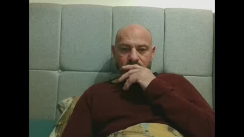 Snapshot of nicecock4u1979 chatting on 03-02-25, 09:21 hot builder online show from 03-02-25, 09:21