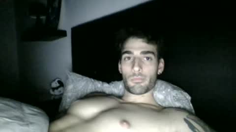 Snapshot of nicegguy9826 chatting on 12-04-25, 10:13 nicegguy9826 online show from 12-04-25, 10:13