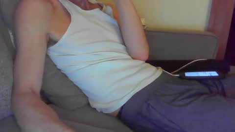 Snapshot of niceguyandrew chatting on 01-15-25, 01:12 Andrew online show from 01-15-25, 01:12