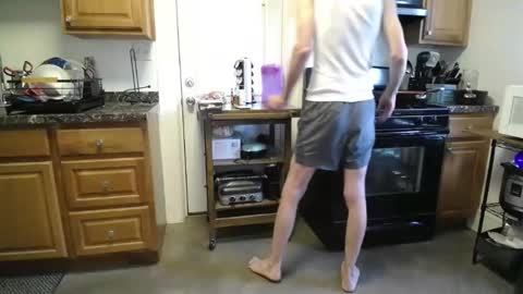 Snapshot of niceguyandrew chatting on 09-21-25, 07:15 Andrew online show from 09-21-25, 07:15