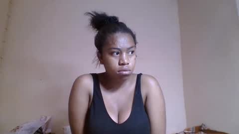 nicelly01 online show from 05-10-26, 05:45