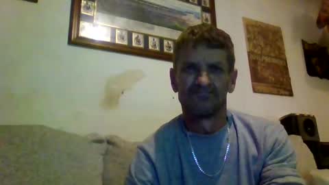 Snapshot of niceozziecockxxx chatting on 09-12-25, 10:43 Sexiishaine online show from 09-12-25, 10:43