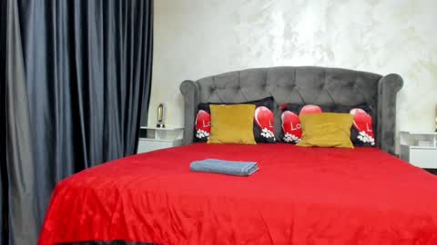 Snapshot of nicepussyfuckk18 chatting on 12-04-24, 06:55 Sophie online show from 12-04-24, 06:55