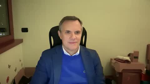 Snapshot of niceshy_71 chatting on 01-14-25, 06:07 Andrew online show from 01-14-25, 06:07