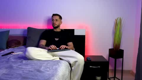 Nicholassx online show from 03-12-25, 09:03