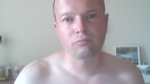 Snapshot of nick1990b chatting on 06-29-26, 04:40 nick1990b online show from 06-29-26, 04:40