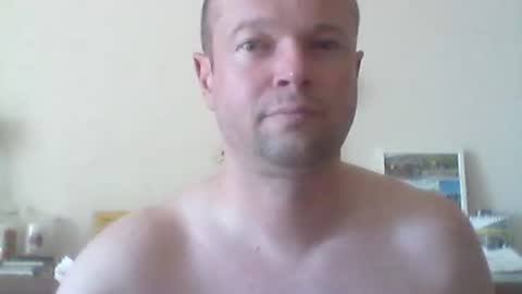 Snapshot of nick1990b chatting on 07-29-26, 12:14 nick1990b online show from 07-29-26, 12:14