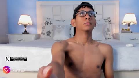 Snapshot of nick_collins20 chatting on 09-13-25, 04:34 Nick online show from 09-13-25, 04:34