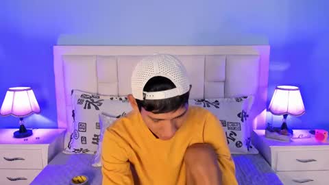 Snapshot of nick_collins20 chatting on 09-29-25, 10:03 Nick online show from 09-29-25, 10:03