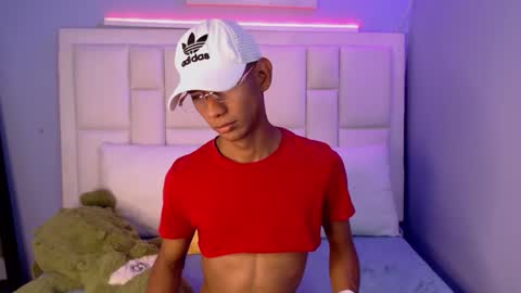 Snapshot of nick_collins20 chatting on 01-31-26, 09:02 Nick online show from 01-31-26, 09:02