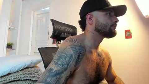 nick owen26 online show from 06-11-26, 07:34
