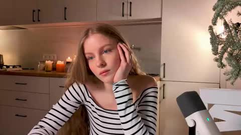 Snapshot of nickacherie chatting on 01-14-26, 05:07 Nicka Cherie online show from 01-14-26, 05:07