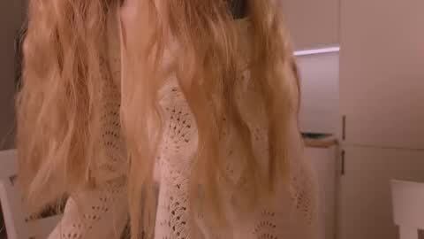 Snapshot of nickacherie chatting on 02-18-26, 04:25 Nicka Cherie online show from 02-18-26, 04:25