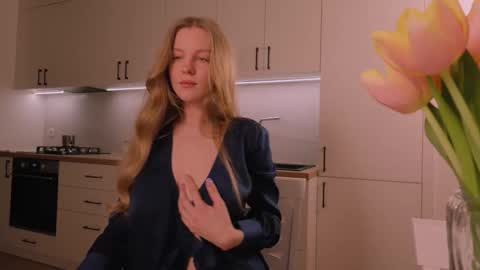 Snapshot of nickacherie chatting on 02-28-26, 05:25 Nicka Cherie online show from 02-28-26, 05:25