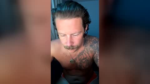 Snapshot of nickandmeg chatting on 04-28-26, 07:35 Cakedcouple OF - Yourtattedcutie qurlynfit online show from 04-28-26, 07:35