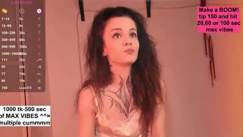 Snapshot of nickiii666 chatting on 11-10-25, 07:40 Karolina online show from 11-10-25, 07:40