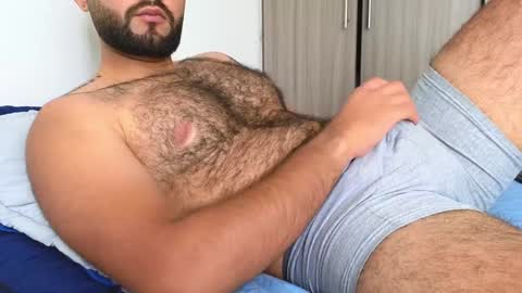 Nicolas              online show from 01-29-25, 05:02