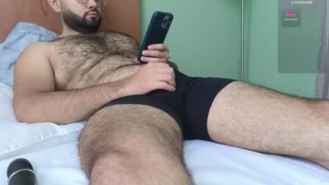 Nicolas              online show from 10-22-25, 06:51