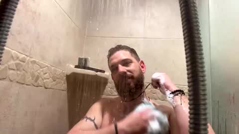 Snapshot of nicklong88 chatting on 01-11-26, 03:11 nicklong88 online show from 01-11-26, 03:11