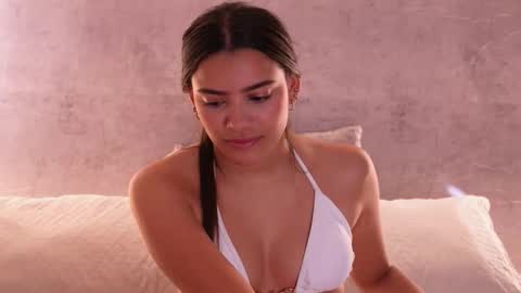 nicky and blake online show from 10-28-25, 08:11