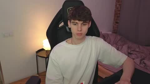 Nicki  Danny online show from 04-14-26, 05:30