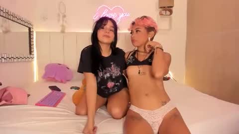 Snapshot of nicky_teem chatting on 03-25-26, 05:24 nicky_teem online show from 03-25-26, 05:24