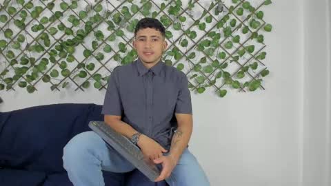 nicky online show from 02-22-25, 07:47