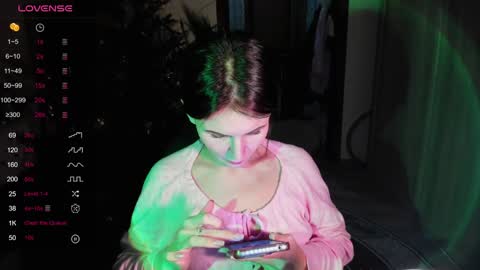 Nicky Weekends online show from 01-07-25, 01:28