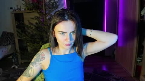 Nicky Weekends online show from 01-18-25, 03:09