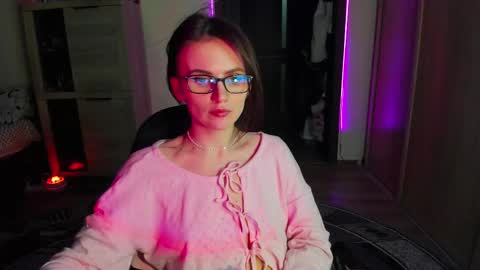 Nicky Weekends online show from 02-14-25, 08:59