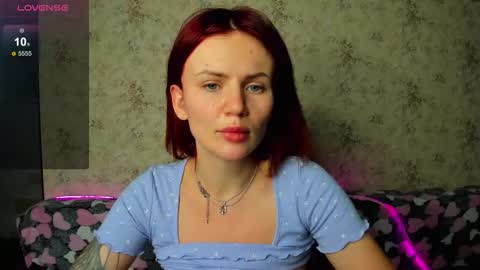 Nicky Weekends online show from 09-25-25, 03:32