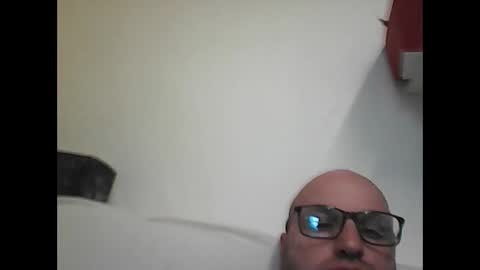 Snapshot of nico_boy000 chatting on 02-08-25, 12:39 nico_boy000 online show from 02-08-25, 12:39