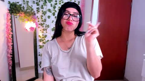 Nico online show from 10-06-25, 11:35