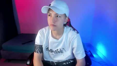 Snapshot of nicocoox chatting on 10-24-25, 01:57 NICO online show from 10-24-25, 01:57