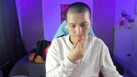 Snapshot of nicocoox chatting on 04-19-26, 08:11 NICO online show from 04-19-26, 08:11