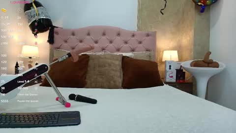 Nicol Alvarez online show from 03-09-25, 03:32