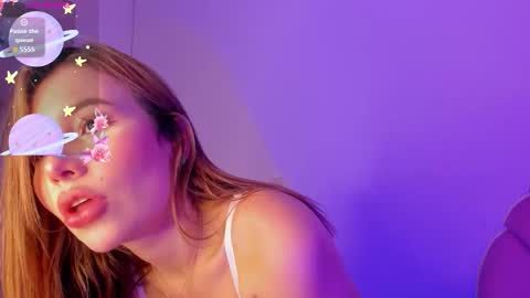 Snapshot of nicol_gw2025 chatting on 10-25-25, 04:42 Nicol Gw online show from 10-25-25, 04:42