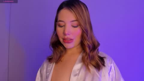 Snapshot of nicol_gw2025 chatting on 11-23-25, 05:40 Nicol Gw online show from 11-23-25, 05:40