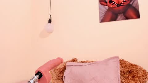 Nicol Villa online show from 01-10-25, 07:00