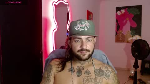 nicolas online show from 01-19-25, 02:57