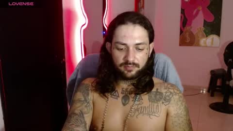 nicolas online show from 01-22-25, 05:16