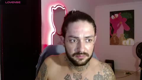 nicolas online show from 01-24-25, 05:21