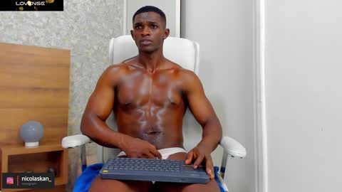 Snapshot of nicolaskan chatting on 12-06-24, 03:44 Nicolas online show from 12-06-24, 03:44