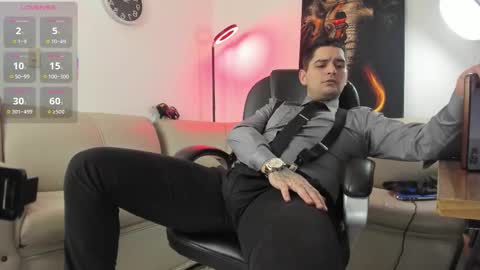 Nicolas Fellener online show from 12-19-25, 04:19