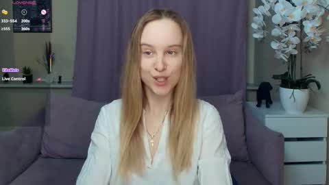 Nicoletta online show from 03-13-26, 06:47