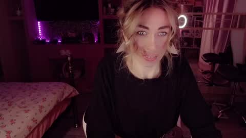 Nicole online show from 05-30-26, 05:37